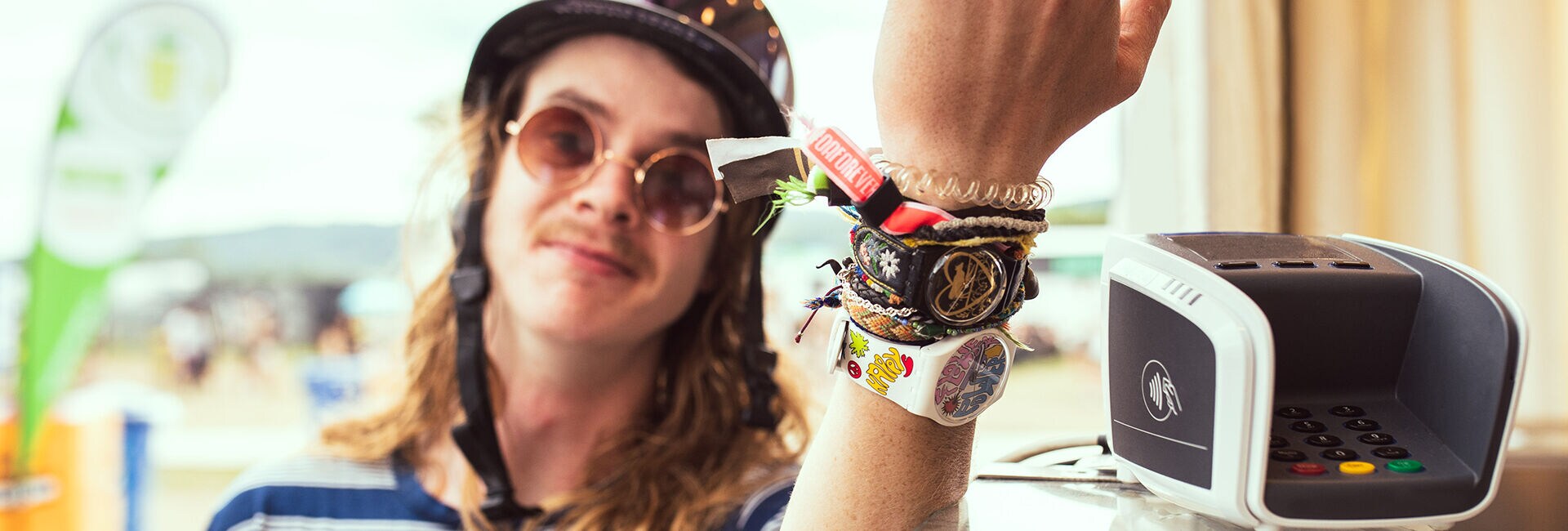 Swatch Proteam Andy paying with his wrist Swatch Proteam Andy paying with his wrist