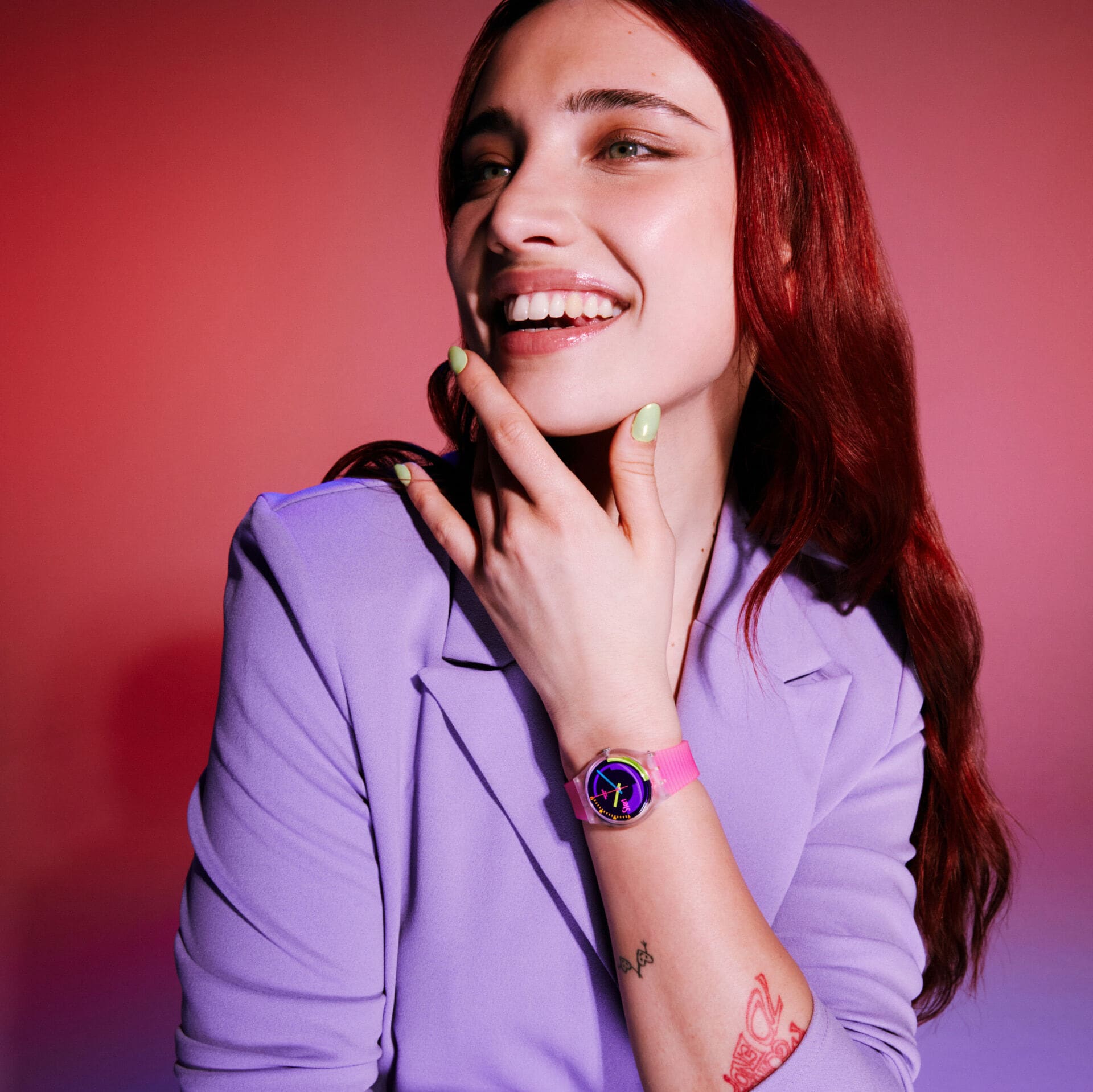 SWATCH NEON PINK PODIUM