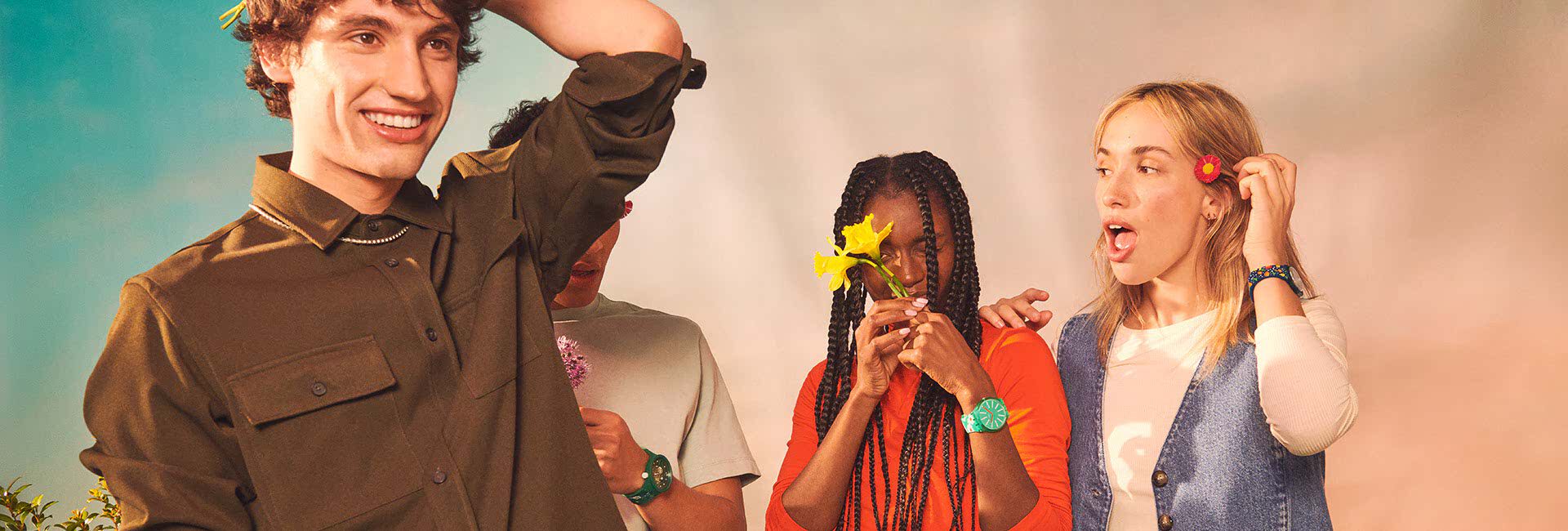 Floral watches lifestyle picture with happy people