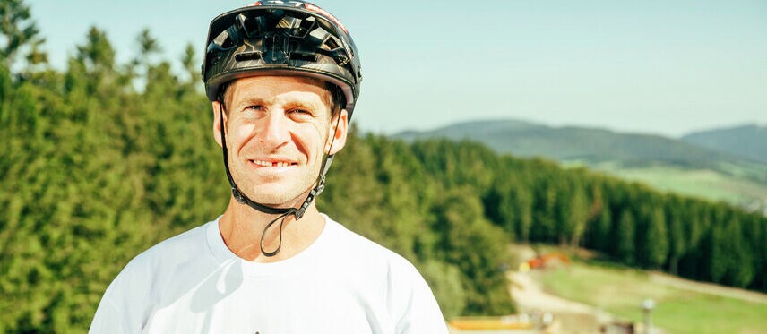 Sam Pilgrim at Swatch Nines MTB 